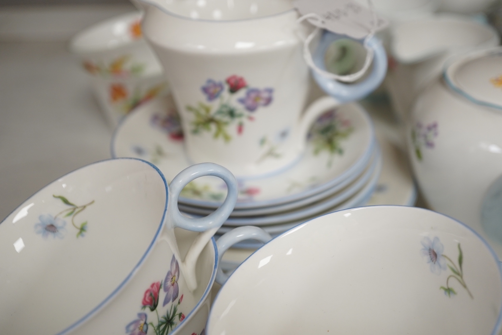 Large quantity of Shelley tea wares to include Syringo 12025, Wild Flowers 2823, Hydrangea 12318, WR 078 and Wild Flowers 13668